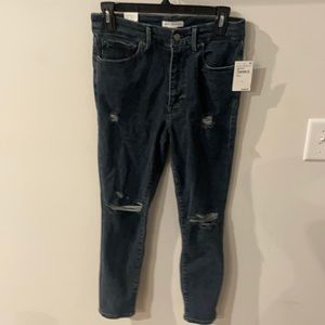 Good American fits everyone jeans color blue